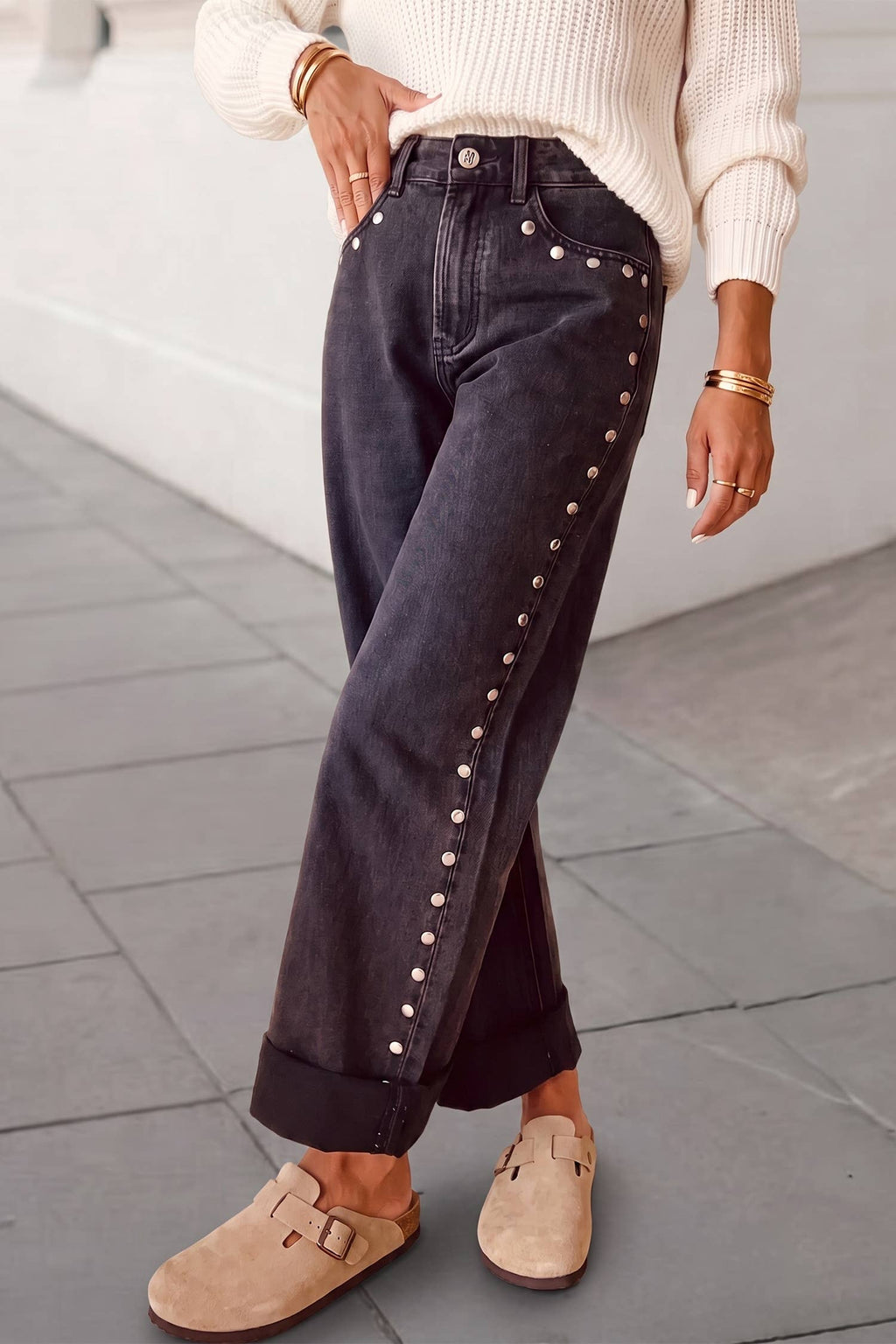 Studded Straight Leg Loose Jeans