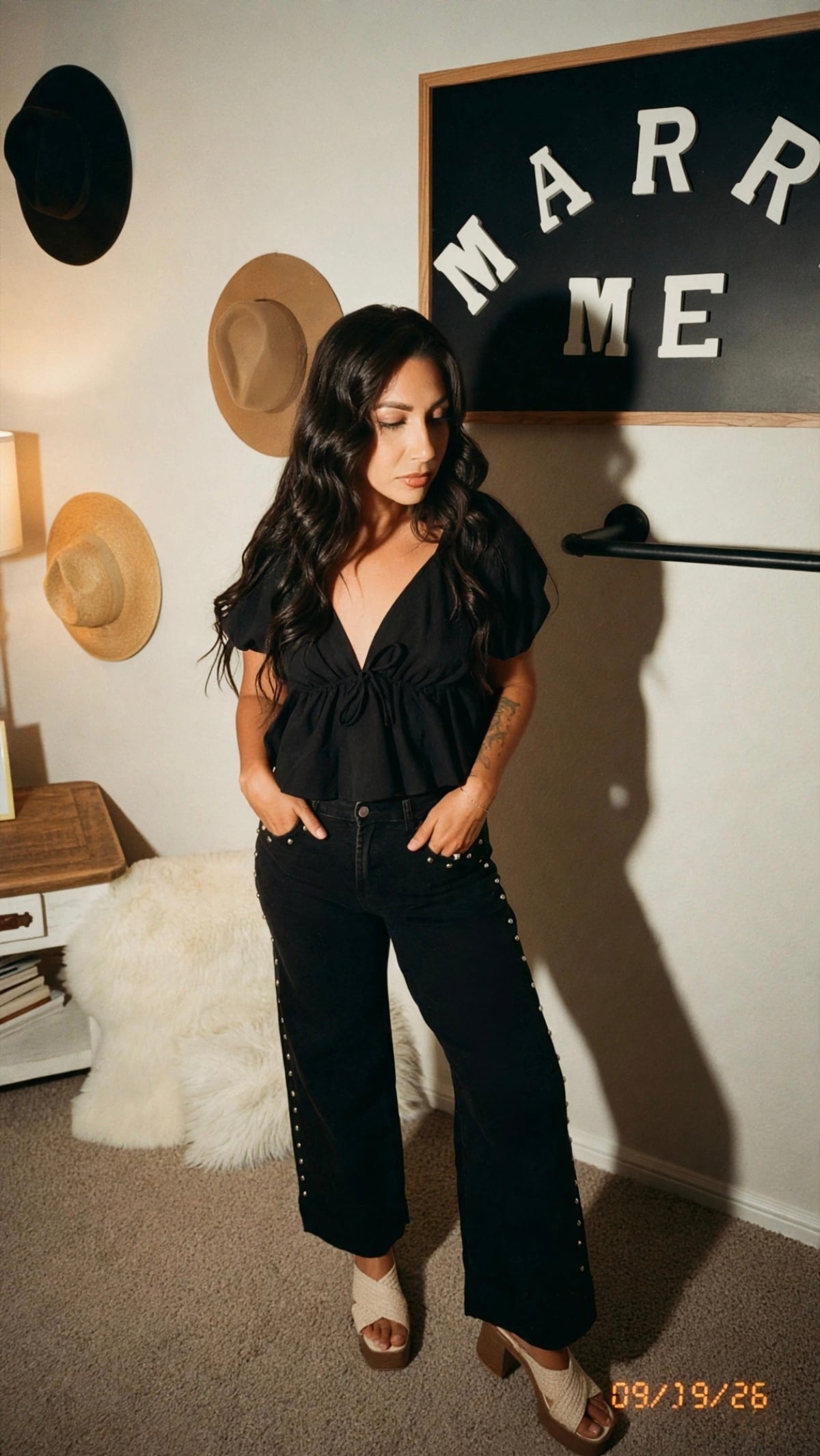 Studded Straight Leg Loose Jeans